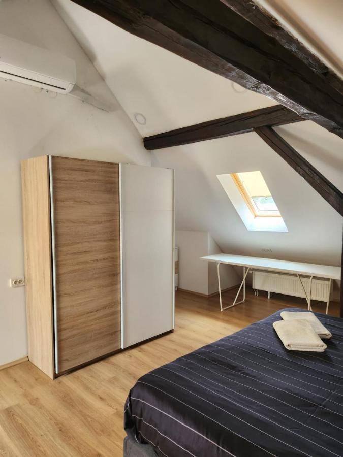 Apartman Buzanova 001 Appartement Zagreb Buitenkant foto